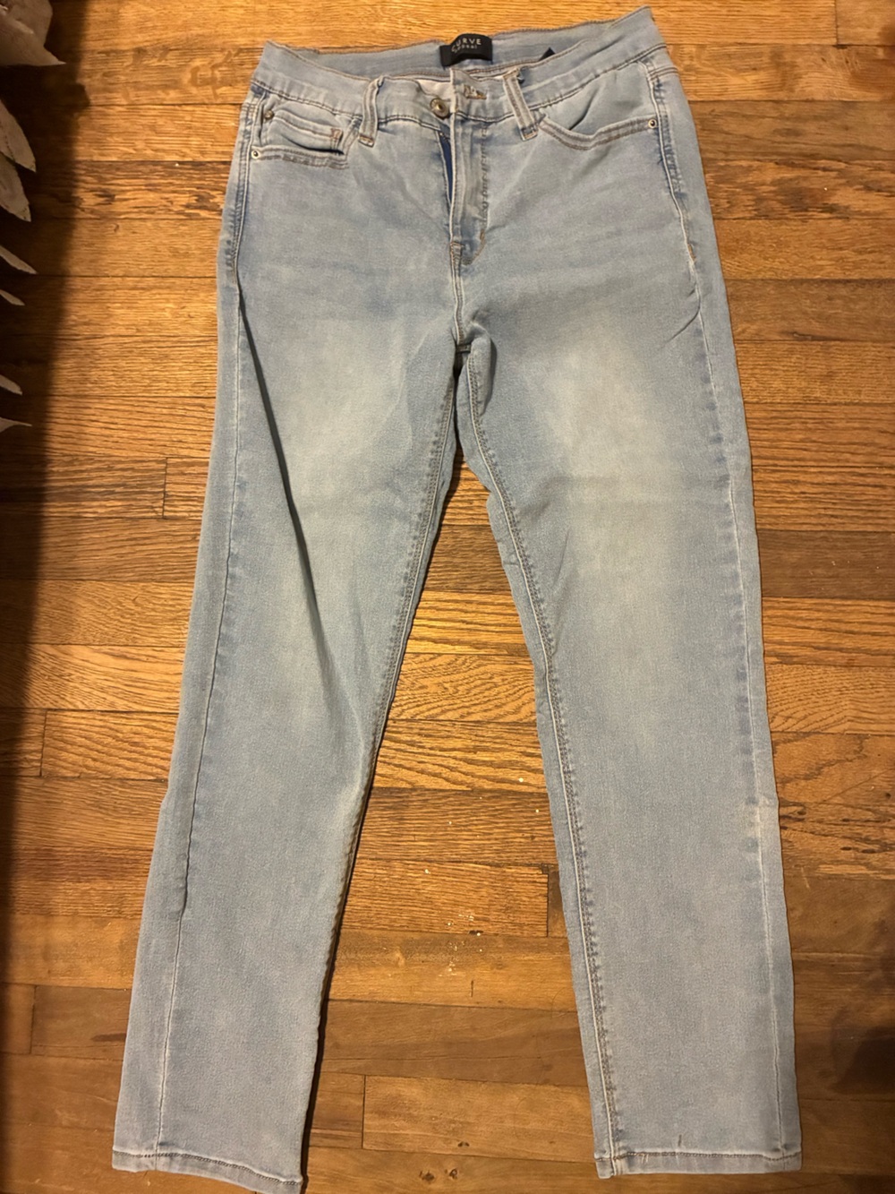 Light Wash Women's Skinny Jeans - Stretch Denim